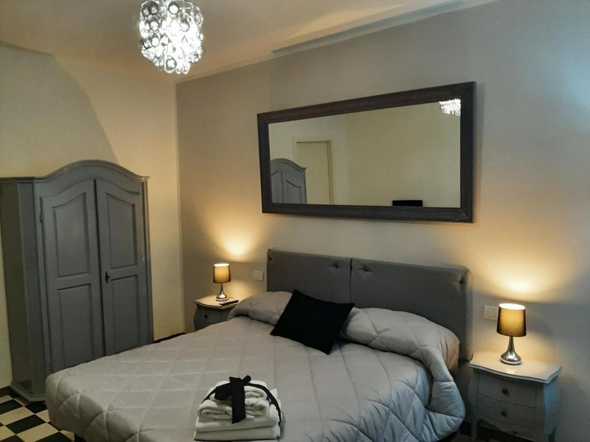 B&B Principe Calaf 3 Lucca Eksteriør bilde