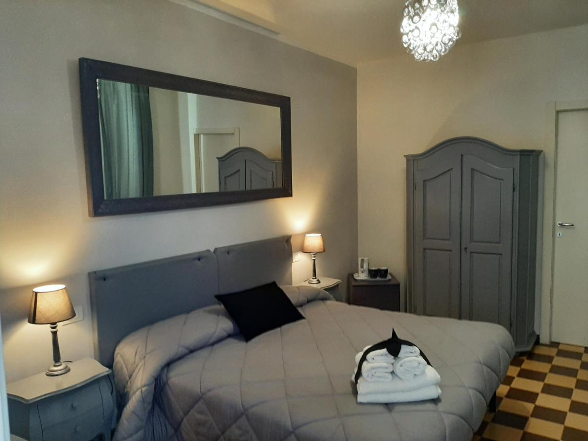 B&B Principe Calaf 3 Lucca Eksteriør bilde