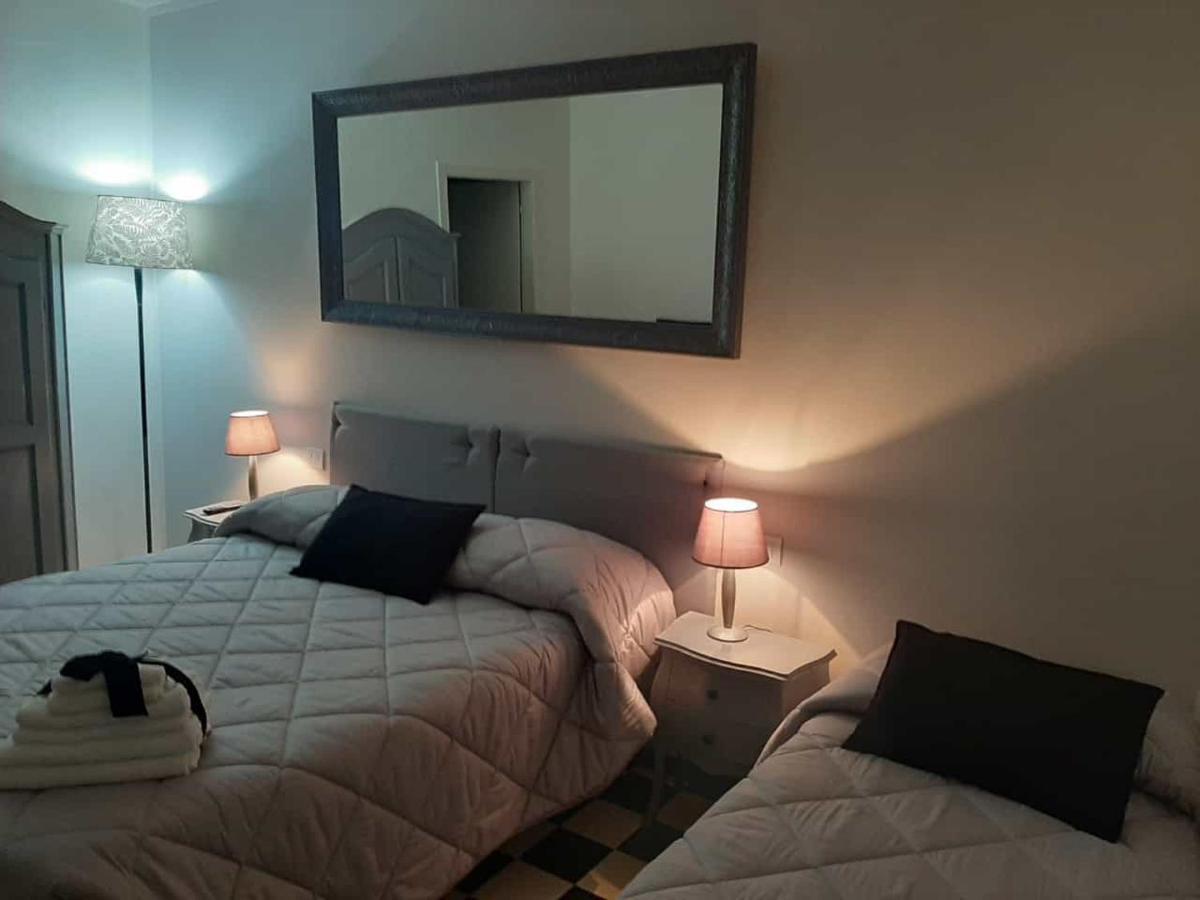 B&B Principe Calaf 3 Lucca Eksteriør bilde