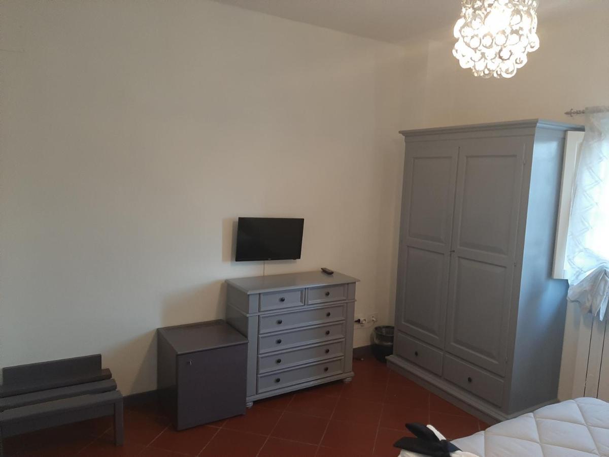 B&B Principe Calaf 3 Lucca Eksteriør bilde