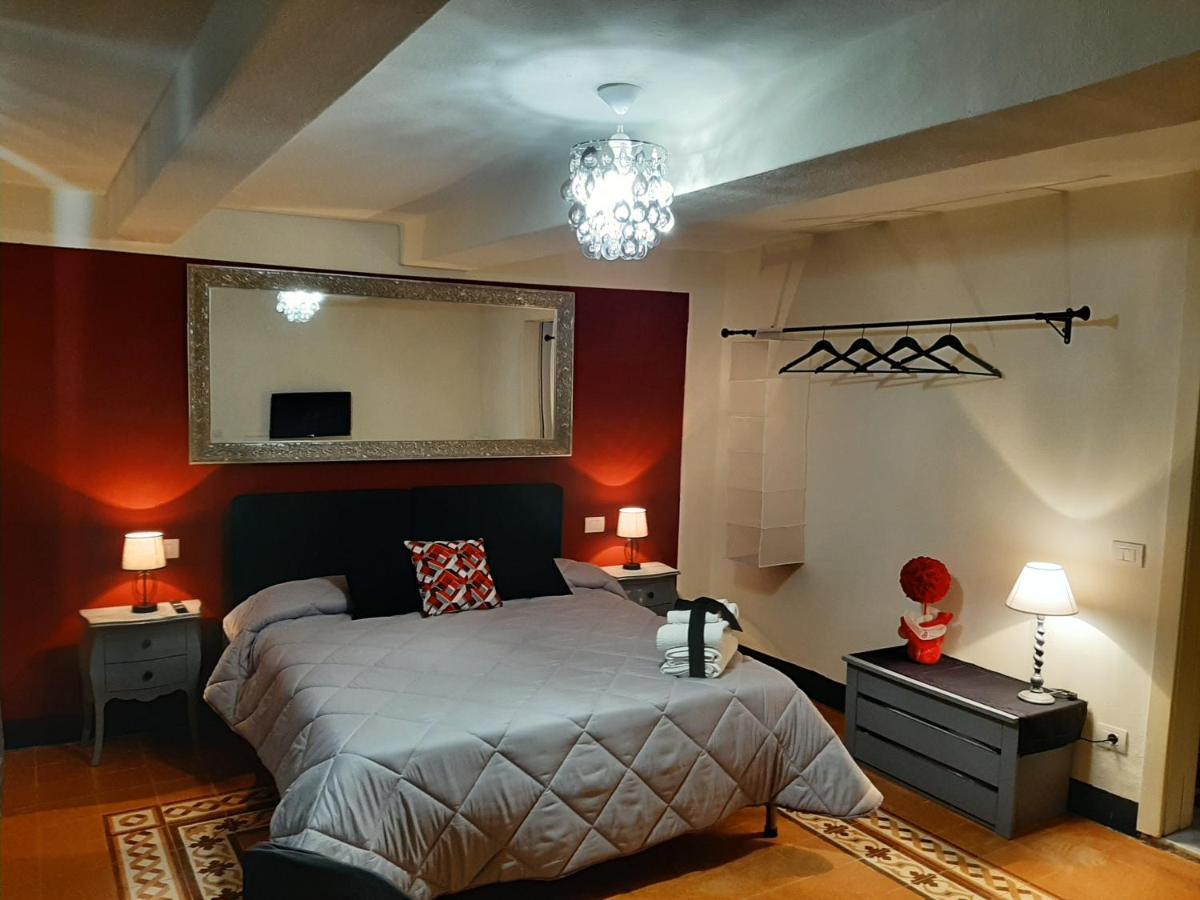 B&B Principe Calaf 3 Lucca Eksteriør bilde