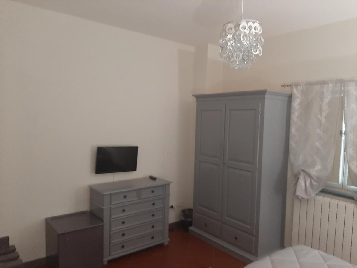 B&B Principe Calaf 3 Lucca Eksteriør bilde